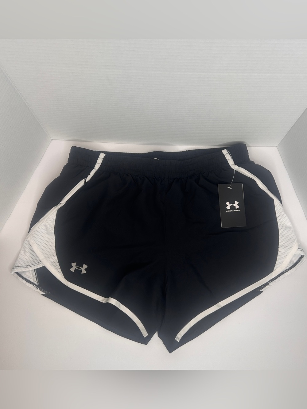 Under Armor Women’s IA Fly-by 3in Shorts, Lightweight With Breathable Mesh/ M - Picture 9 of 12